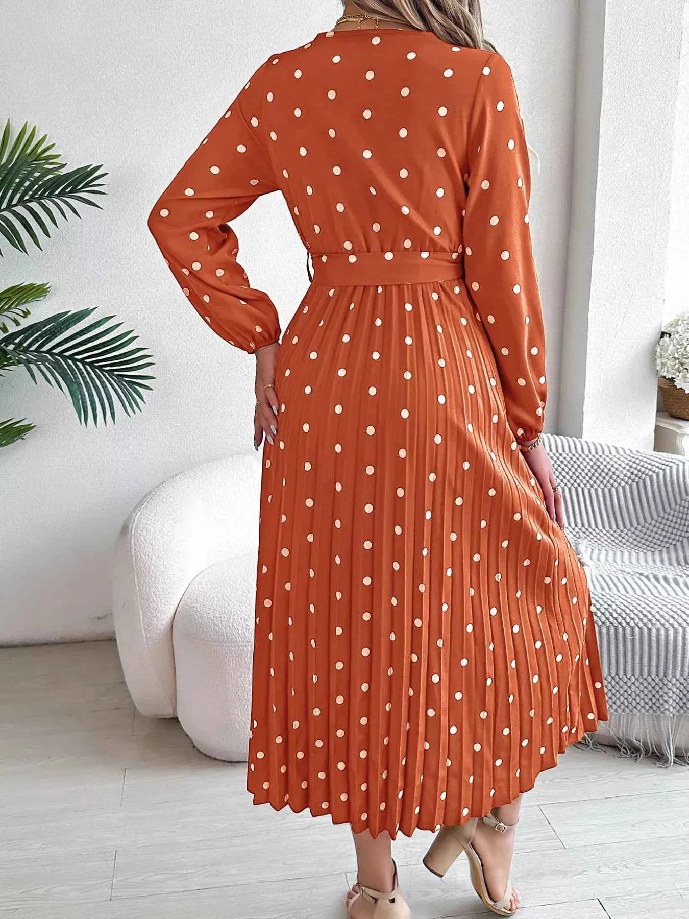 Long Sleeve Midi Pleated Dress