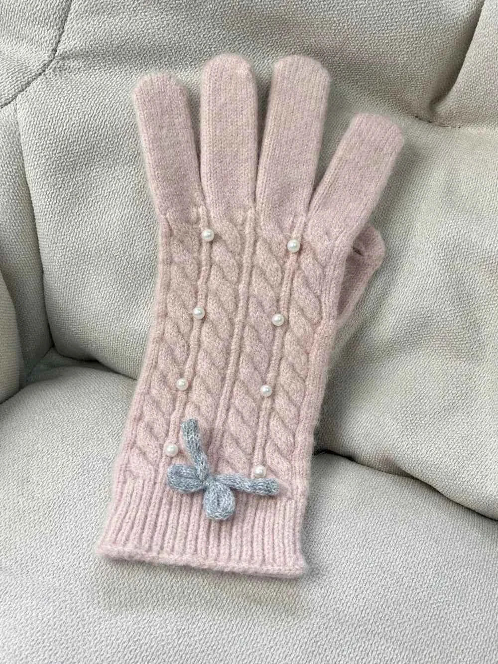 Pearl Bow Gloves