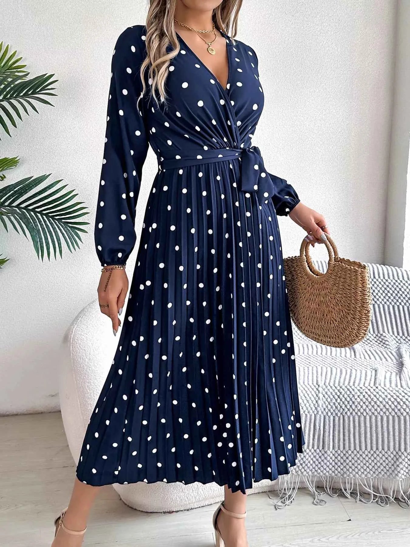 Long Sleeve Midi Pleated Dress