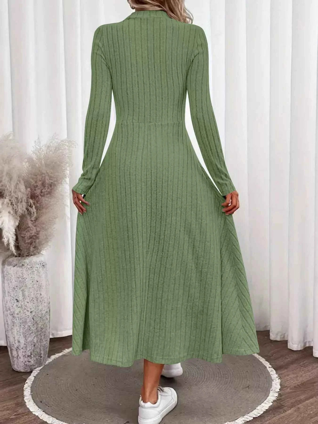 Ribbed Knit Long Sleeve Midi Dress