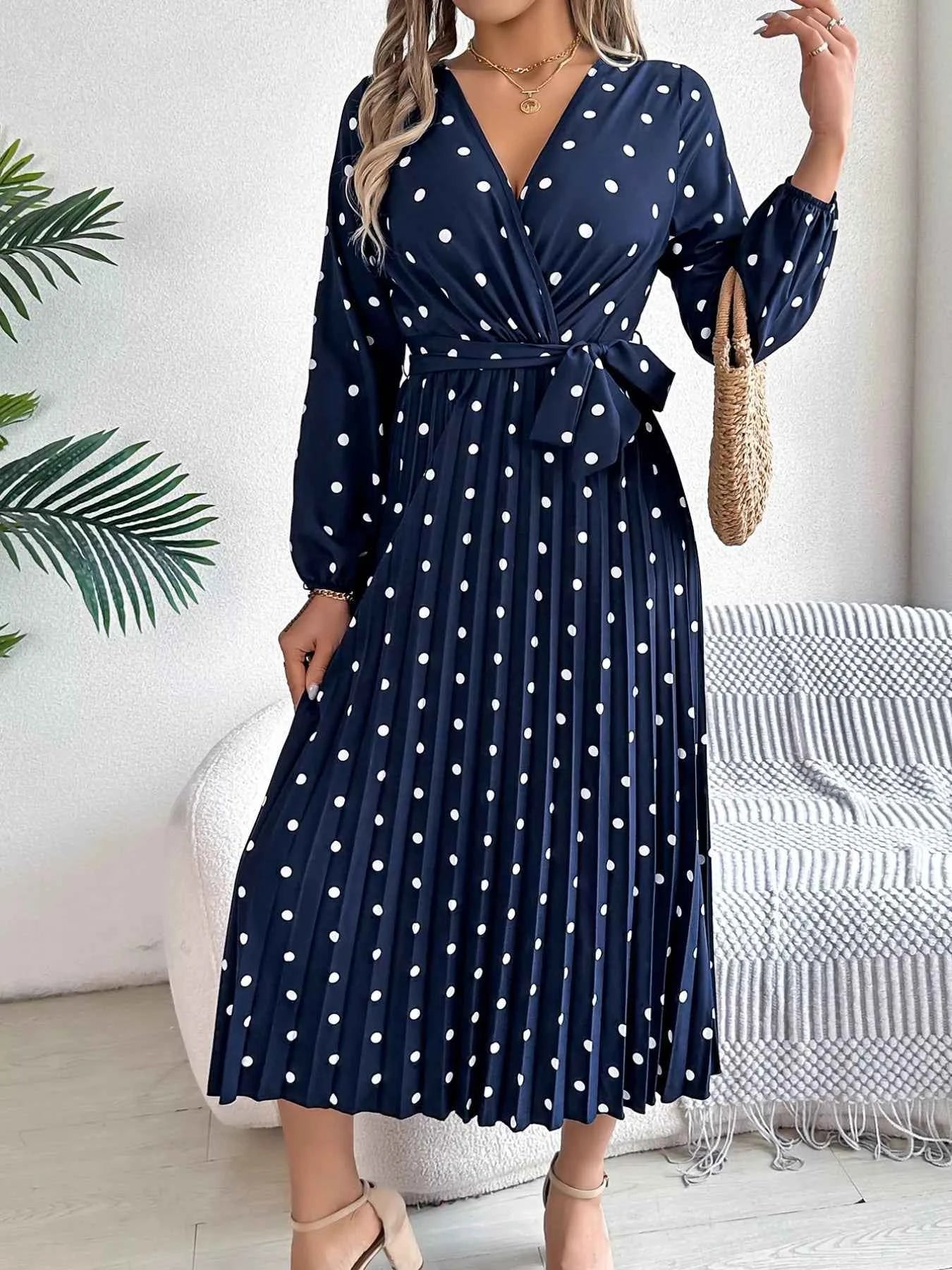 Long Sleeve Midi Pleated Dress